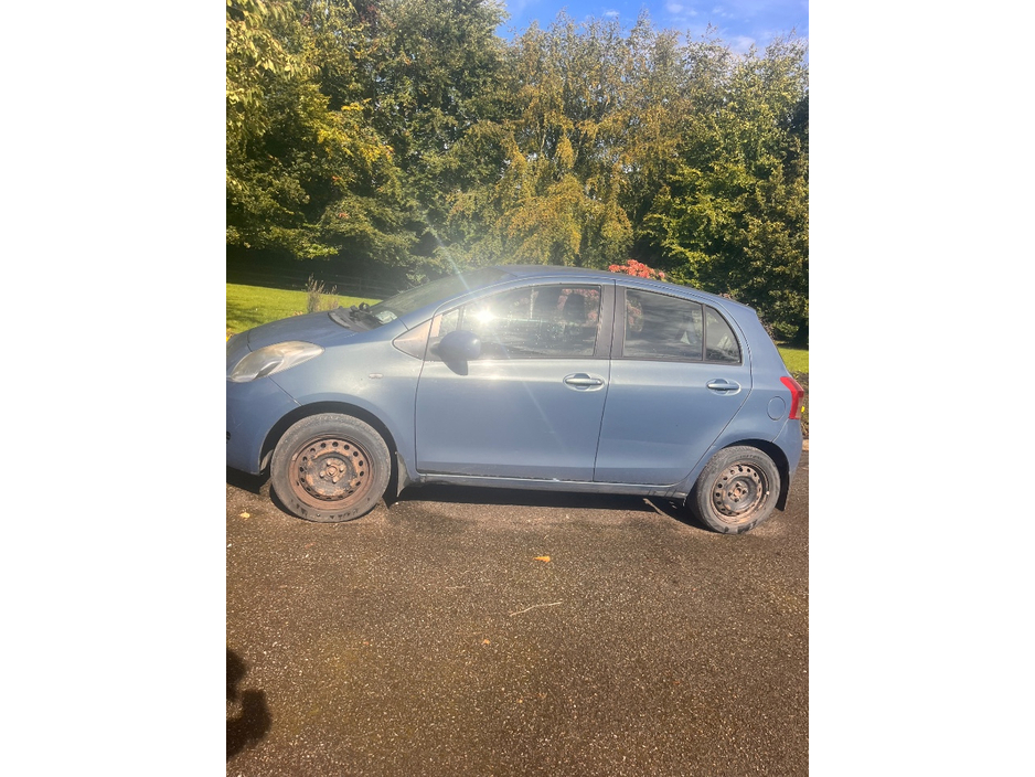 Toyota Yaris NG 1.0L LUNA 5DR — thumbnail 3