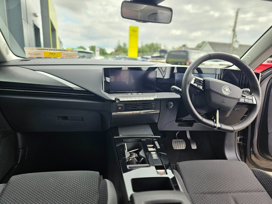 2024 Opel Astra 1.5L Diesel For Sale Images