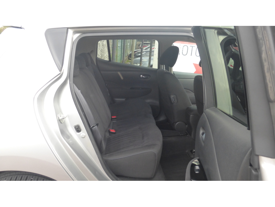 Nissan Leaf EV SV COLD PK 4DR AUTO — thumbnail 11