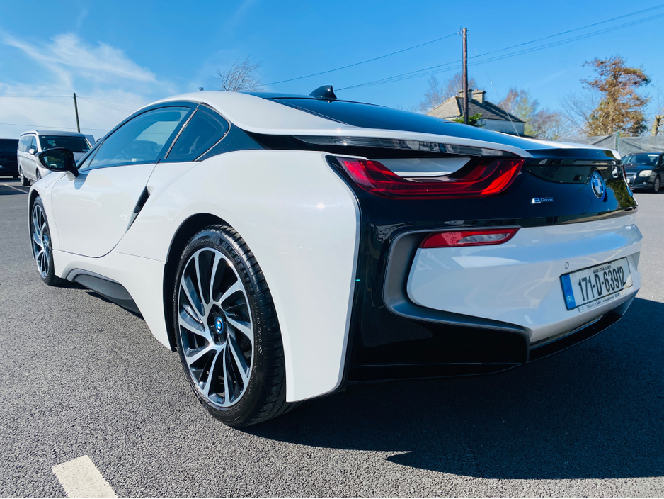 2017 BMW i8 1.5L Petrol Plug-in Hybrid For Sale Images