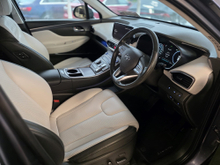 2022 Hyundai Santa Fe 1.6L Petrol Plug-in Hybrid For Sale Images