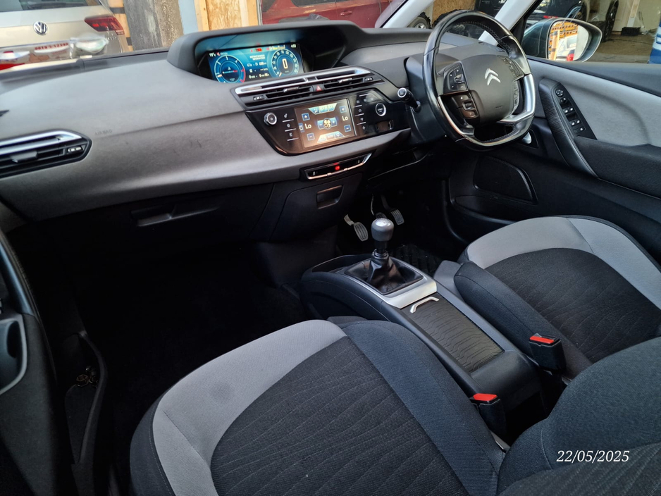 2016 Citroen Grand C4 Picasso 1.6L Diesel For Sale Images