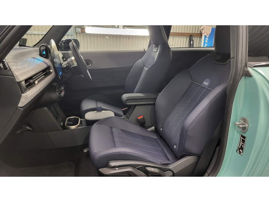 2025 MINI Cooper 1.5L Petrol For Sale Images