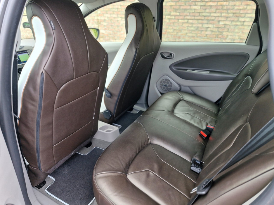 Renault Zoe SIGNATURE NAV BOSE EDTION — thumbnail 10