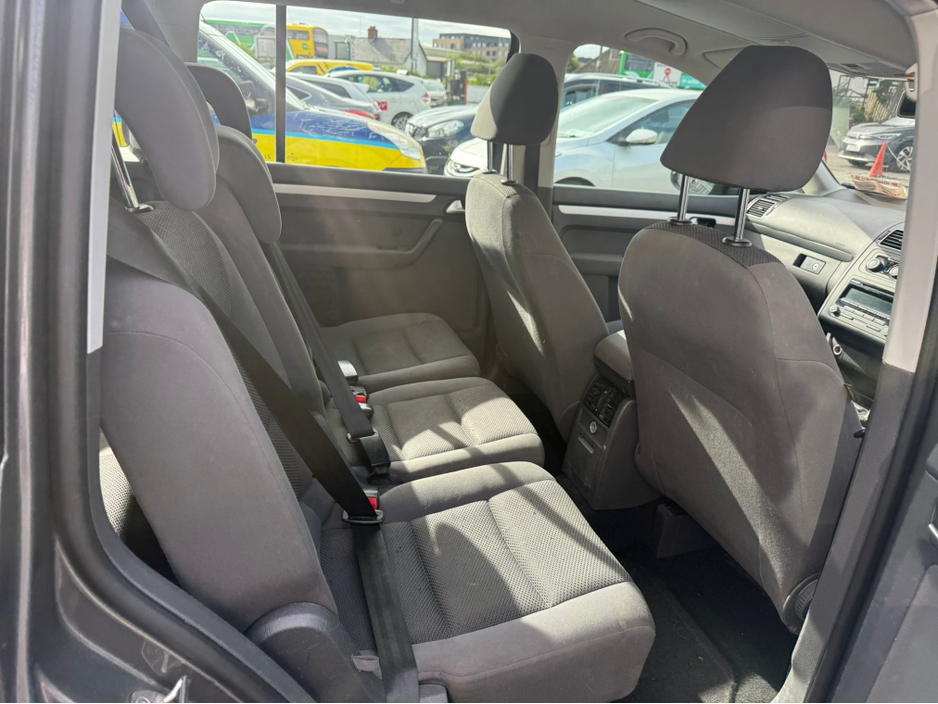 2015 Volkswagen Touran 1.6L Diesel For Sale Images