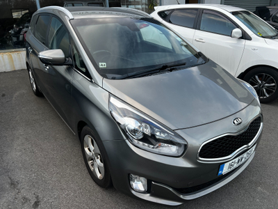  2016 Kia Carens