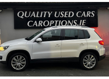 VOLKSWAGEN Tiguan 2012