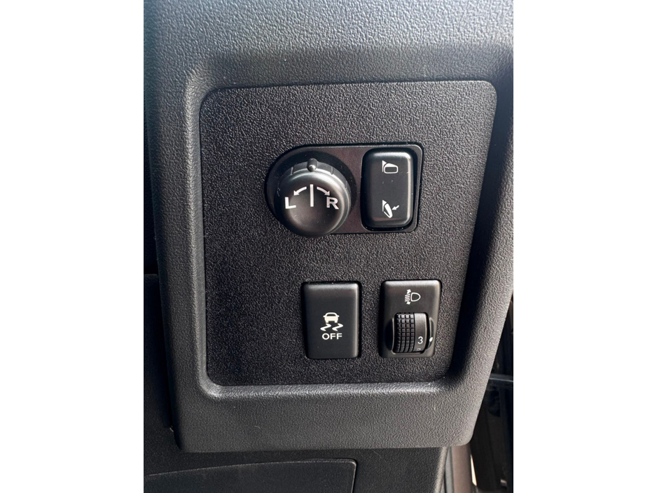 2013 Nissan Qashqai +2 1.5L Diesel For Sale Images