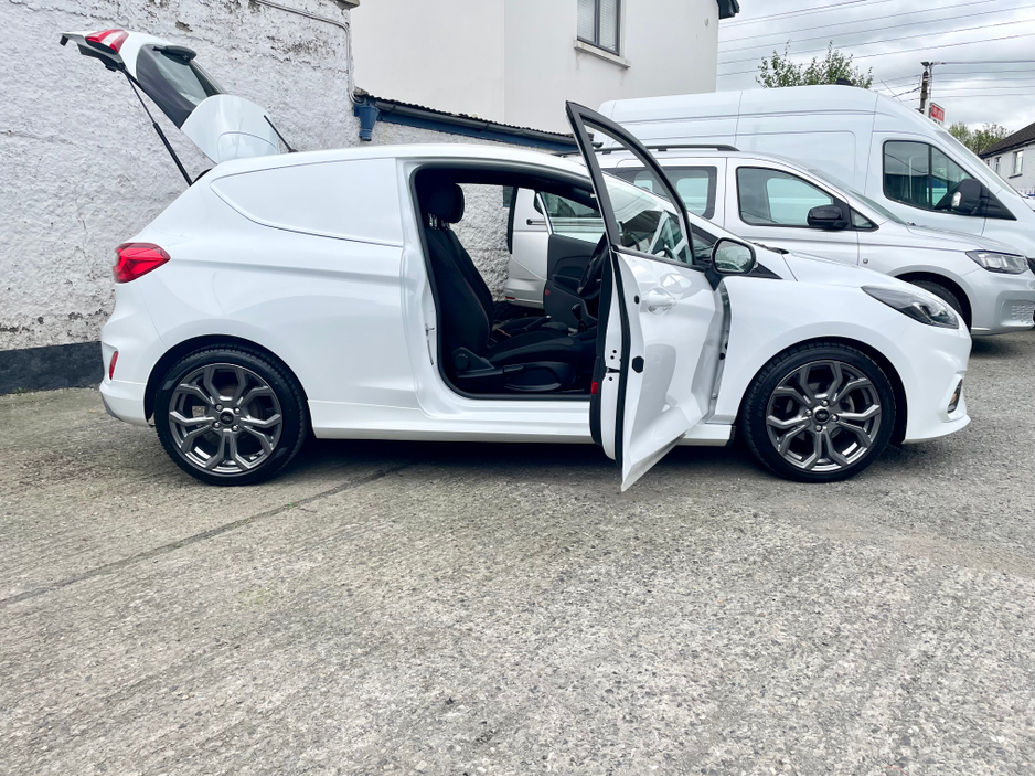 2022 Ford Fiesta 1L Petrol Hybrid For Sale Images