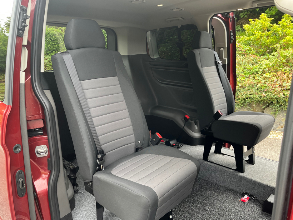 2022 Ford Tourneo Custom 2L Diesel For Sale Images
