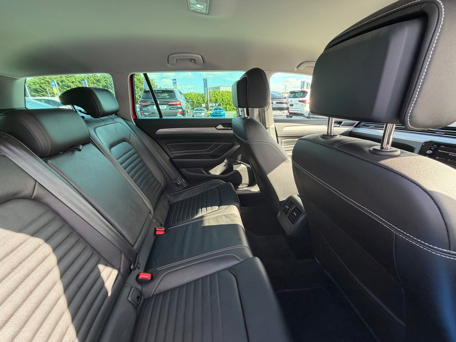 2022 Volkswagen Passat 1.4L Hybrid For Sale Images