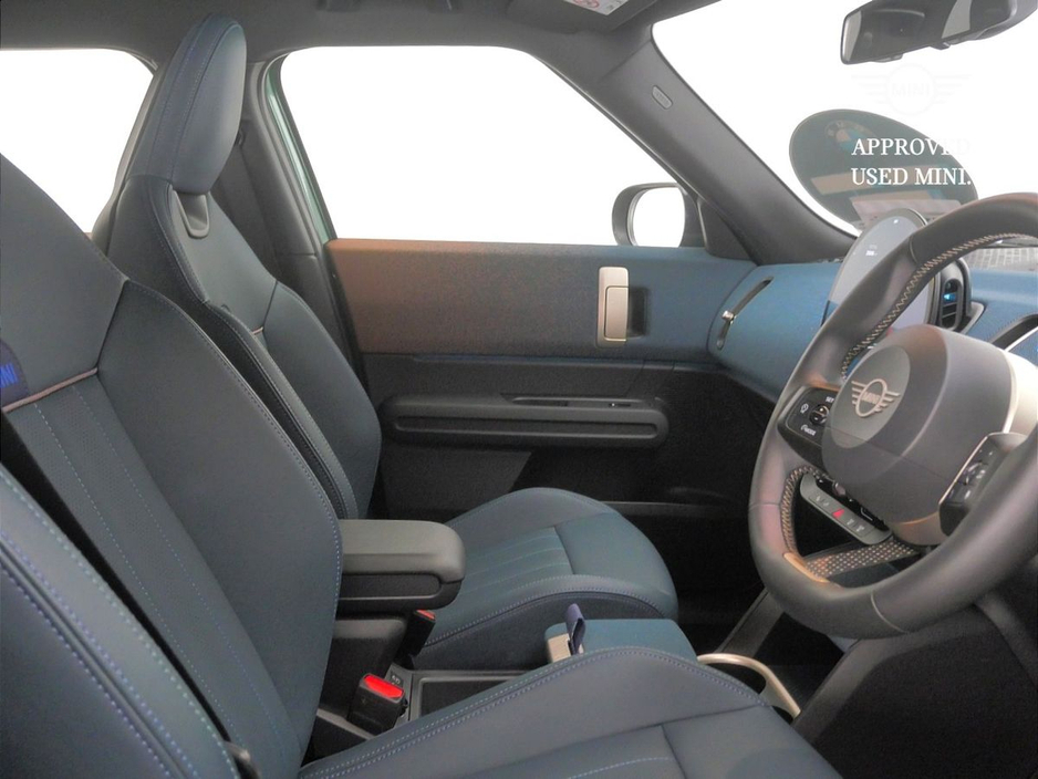 2025 MINI Countryman 1.5L Petrol Hybrid For Sale Images