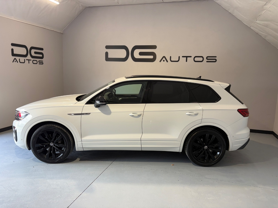 2021 Volkswagen Touareg For Sale Images