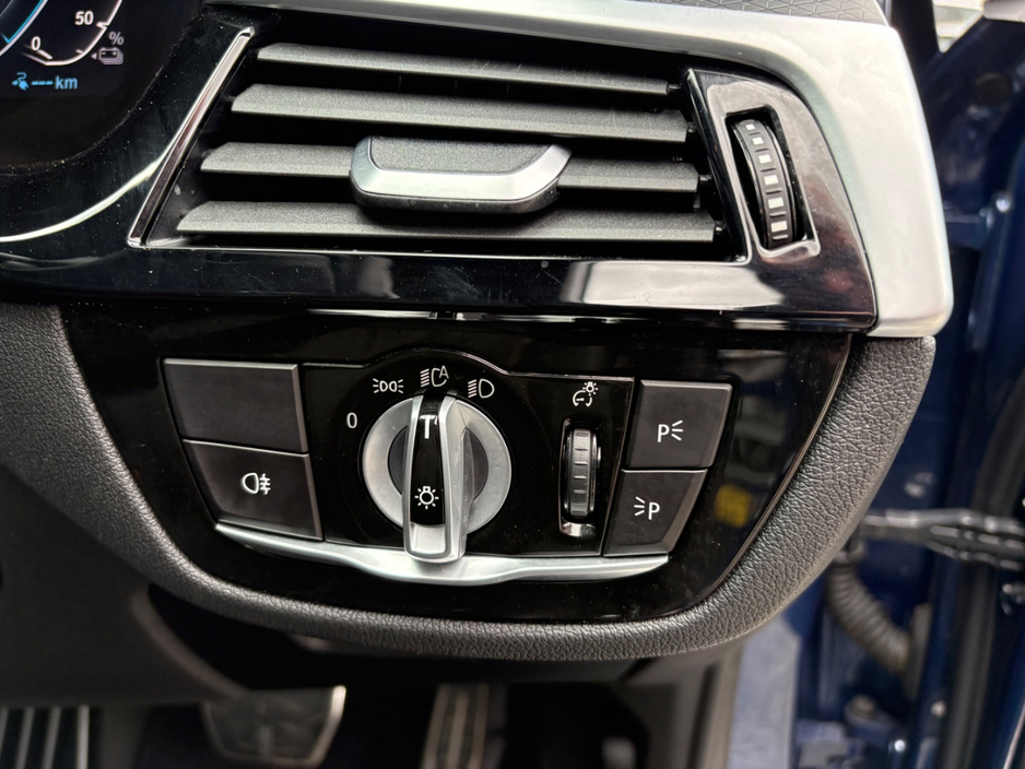 2022 BMW 5 Series 2L Petrol Plug-in Hybrid For Sale Images