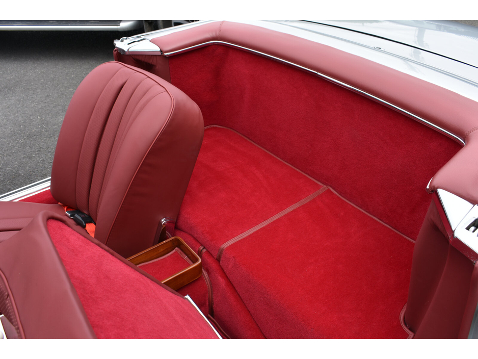 1967 Mercedes-Benz 250 2.5L Petrol For Sale Images