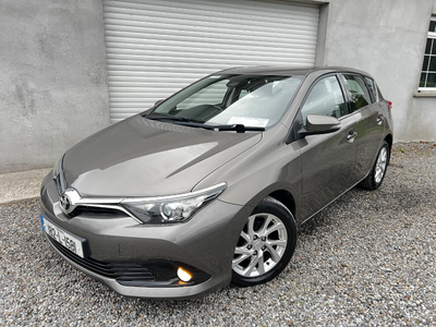 2018 Toyota Auris