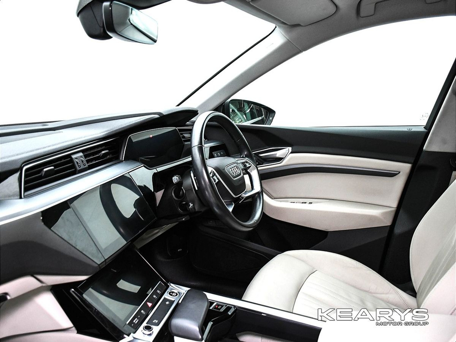 Audi e-tron "NOW SOLD" — thumbnail 9