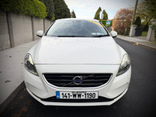 2014 Volvo V40 2L Diesel For Sale Images