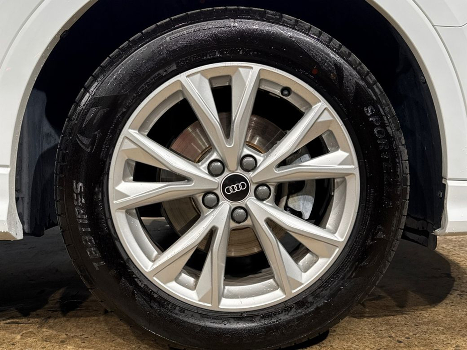Audi Q3 1.5 TFSI S-LINE - HALF BLACK LEATHER - FACTORY ALLOYS - CRUISE CONTROL - HEATING / AC CONTROLS - — thumbnail 10