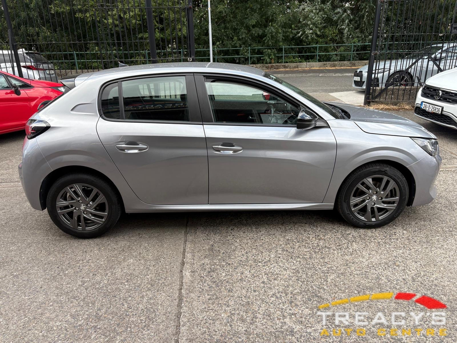 2022 Peugeot 208 1.5L Diesel For Sale Images