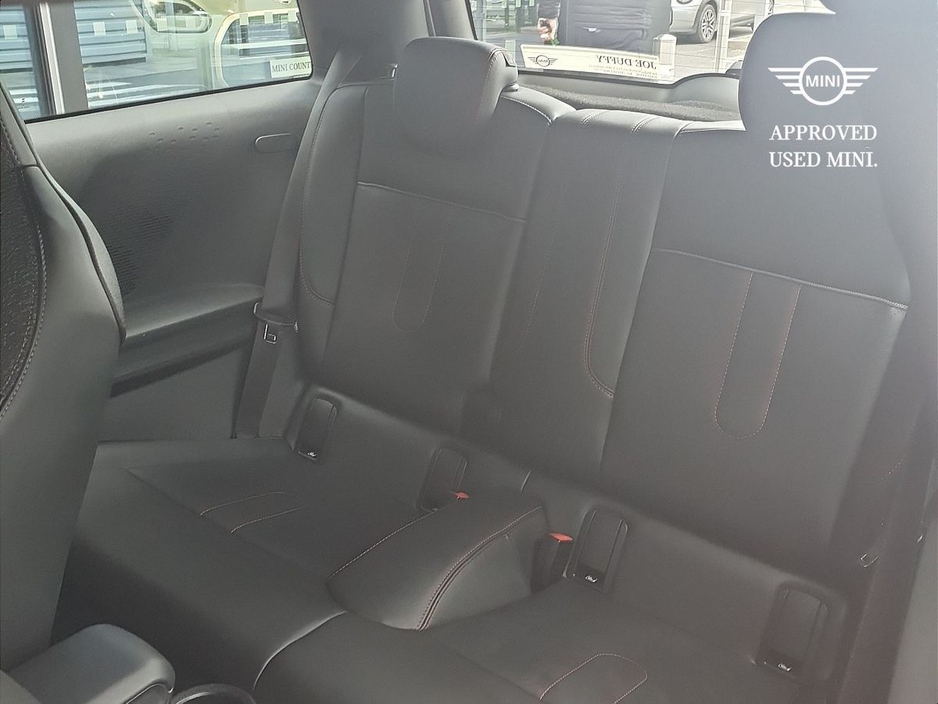 2024 MINI Hatch 2L Petrol For Sale Images