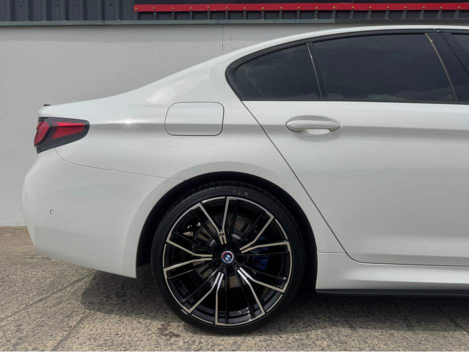 2023 BMW 5 Series 2.0L Diesel Hybrid For Sale Images