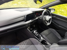 2024 Volkswagen Golf 2L Diesel For Sale Images