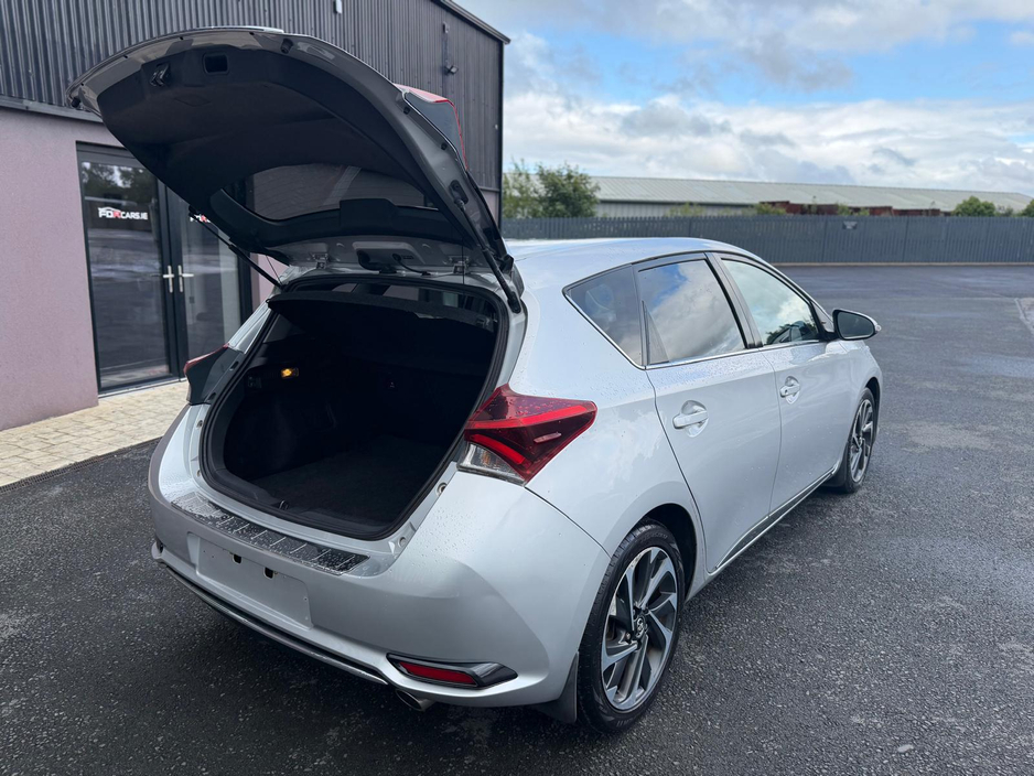 2015 Toyota Auris 1.6L Diesel For Sale Images