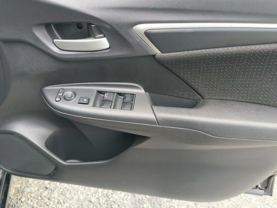 2016 Honda Fit 1.5L Petrol Hybrid For Sale Images