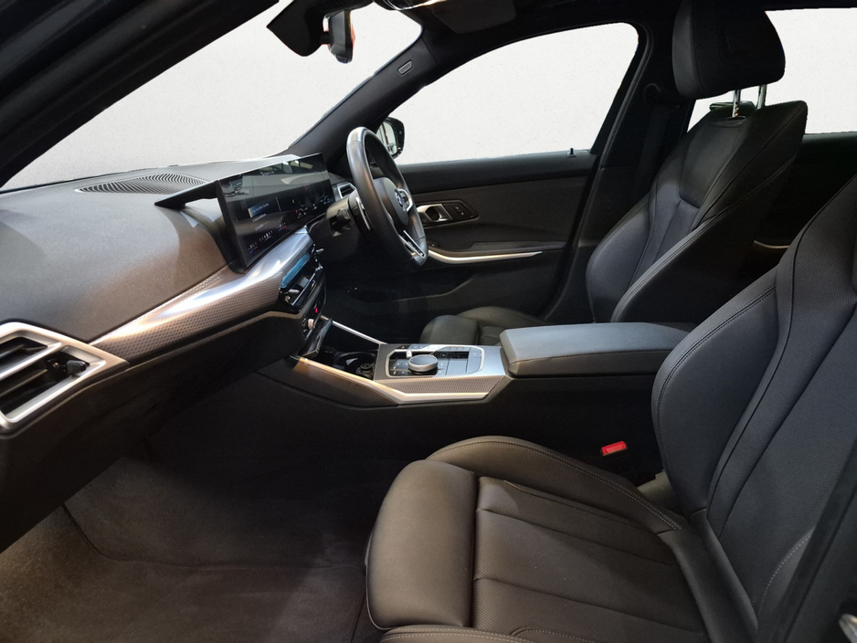 BMW 3 Series Estate 330E M Sport Hybrid — thumbnail 19