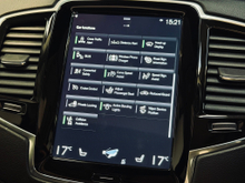 2022 Volvo XC90 2L Petrol Plug-in Hybrid For Sale Images
