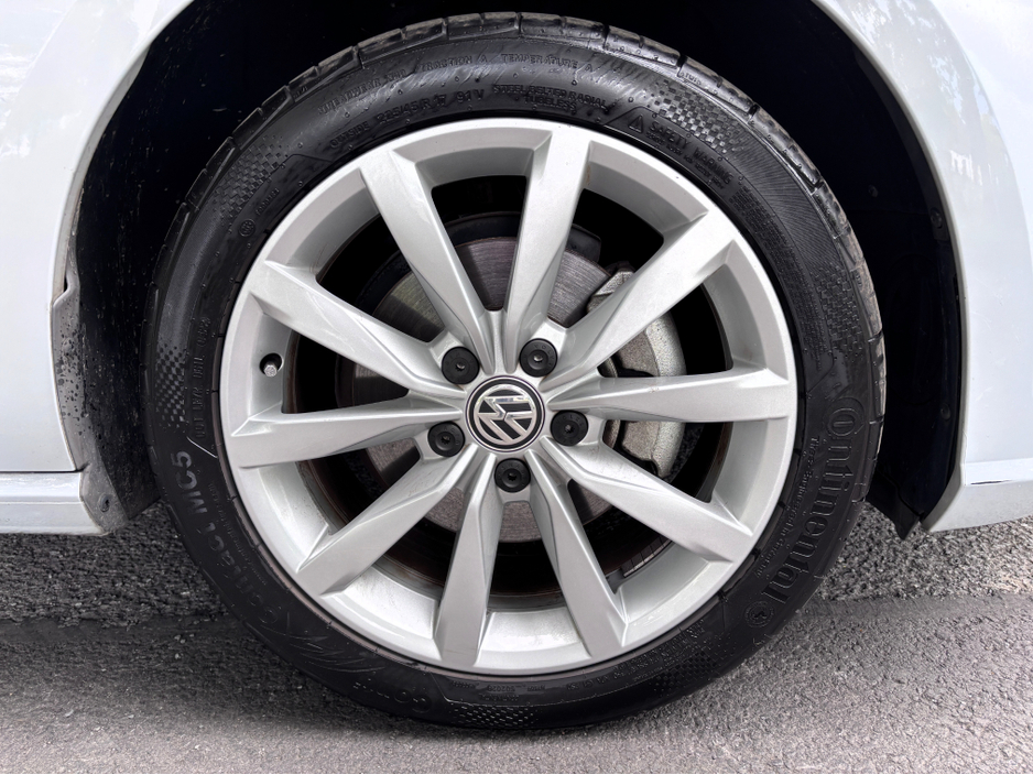 2018 Volkswagen Golf 1.2L Petrol For Sale Images