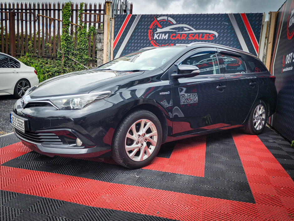 2018 Toyota Auris 1.8L Petrol Hybrid For Sale Images