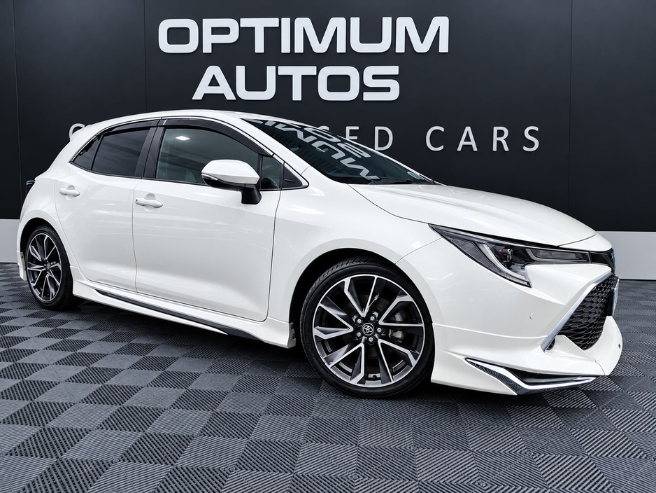 Toyota Corolla Toyota corolla sport 1.8 self charging hybrid, fully loaded with spec