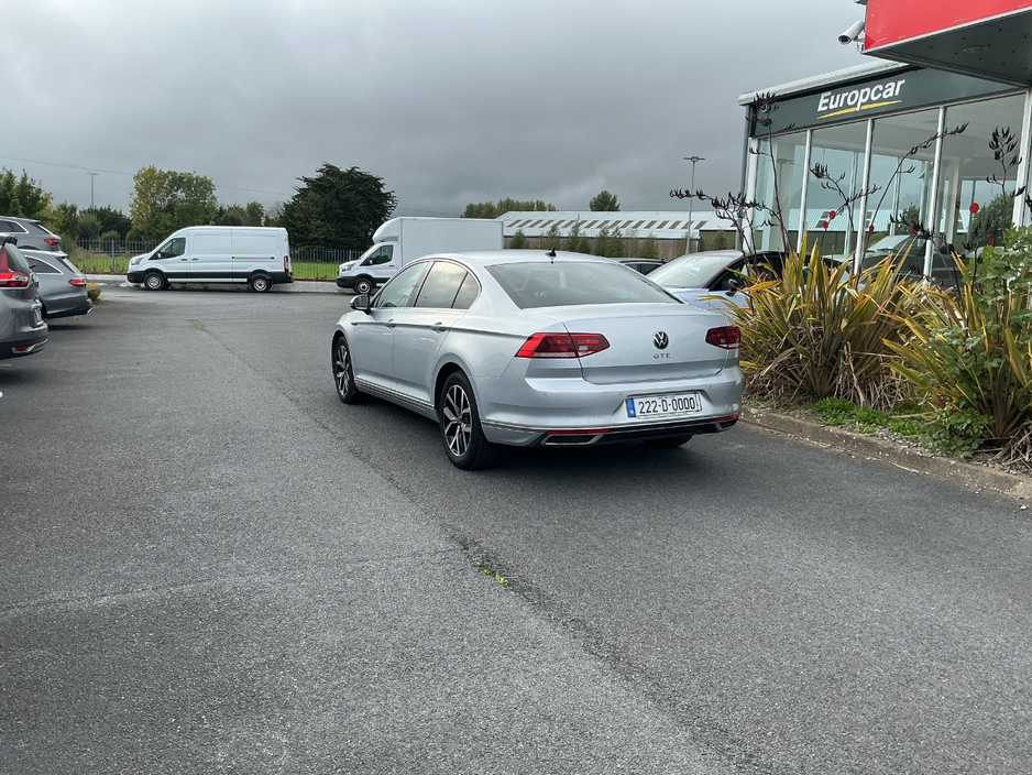 2022 Volkswagen Passat 1.4L Hybrid For Sale Images