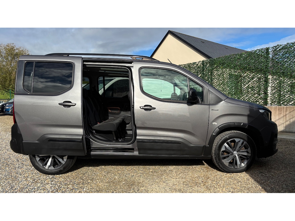 2020 Peugeot Rifter 1.5L Diesel For Sale Images