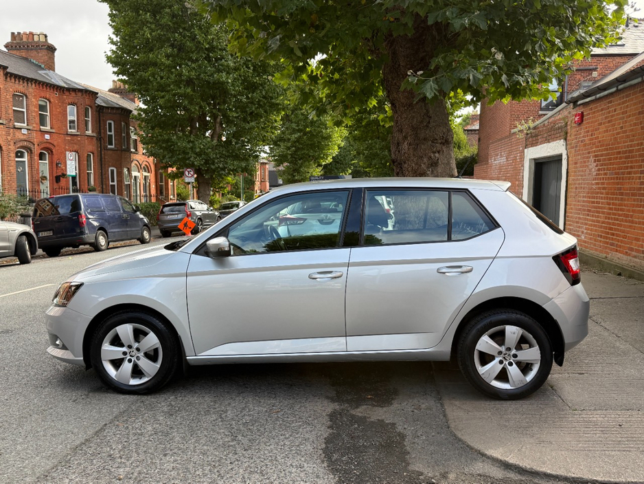 2015 Skoda Fabia 1L Petrol For Sale Images