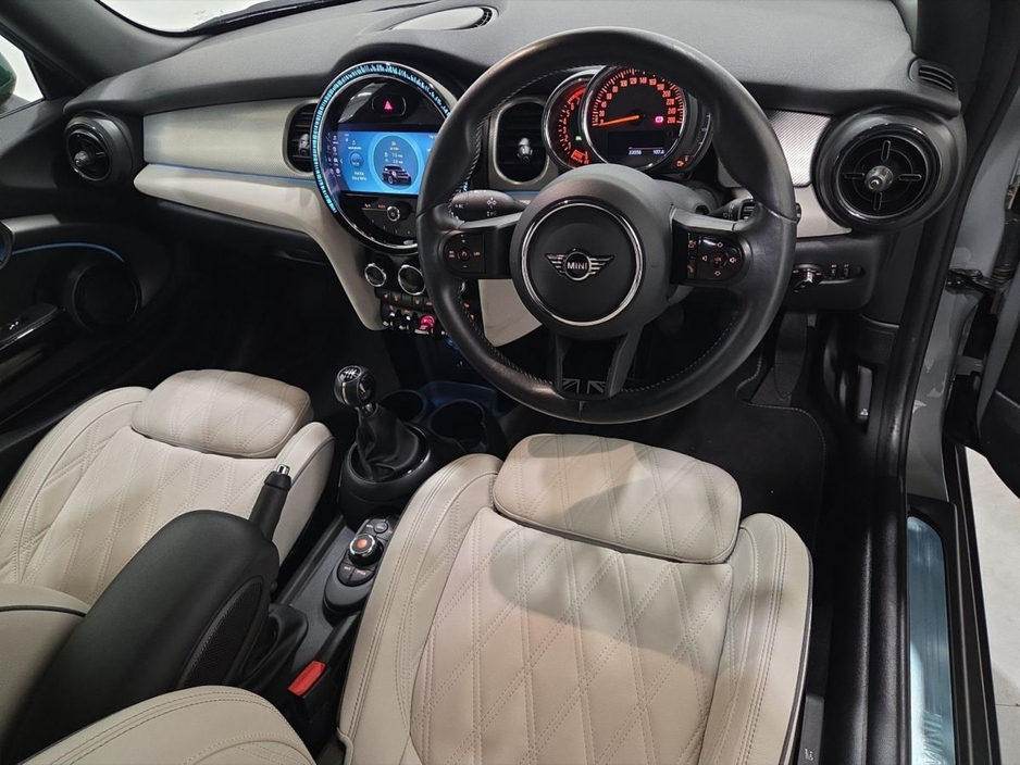 2021 MINI Hatch 1.5L Petrol For Sale Images