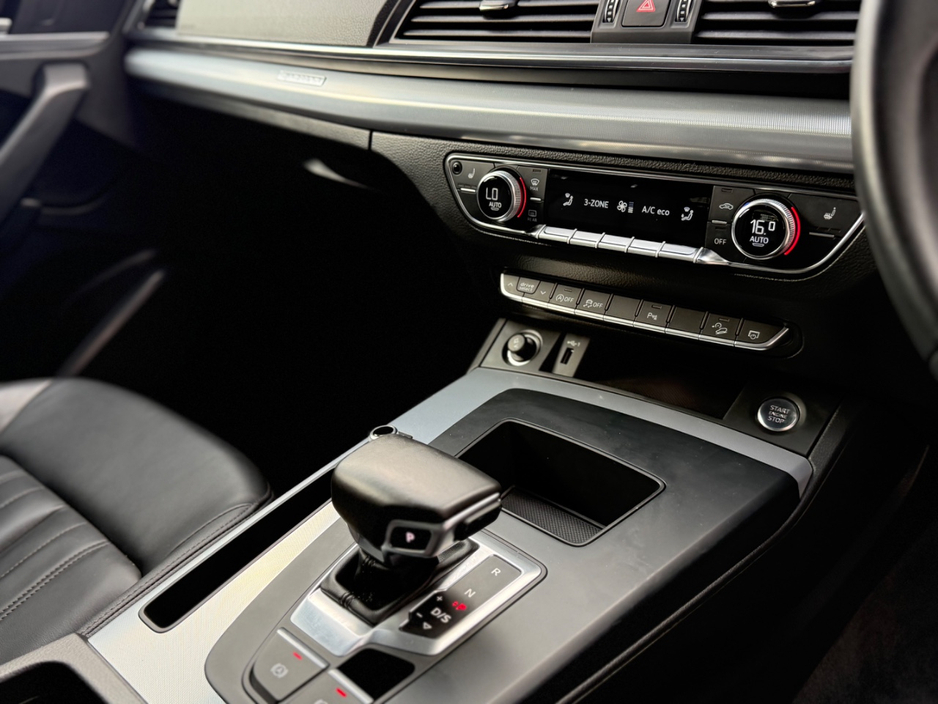 2022 Audi Q5 2L Diesel For Sale Images