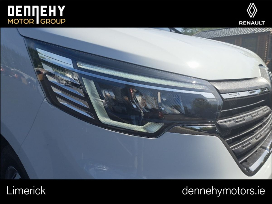 2026 Renault Trafic 2L Diesel For Sale Images