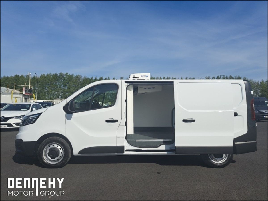 2026 Renault Trafic 2L Diesel For Sale Images