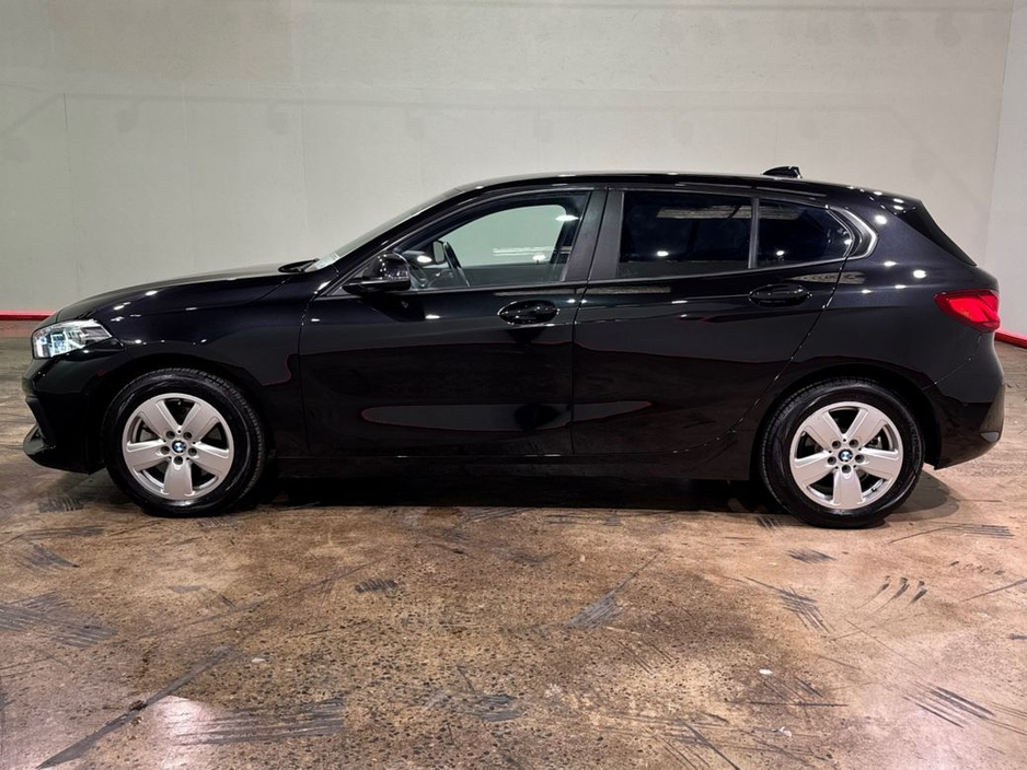 BMW 1 Series 118I 1.5 AUTOMATIC - FACTORY ALLOYS - CRUISE CONTROL - DIGITAL DASH - REAR CAMERA — thumbnail 6