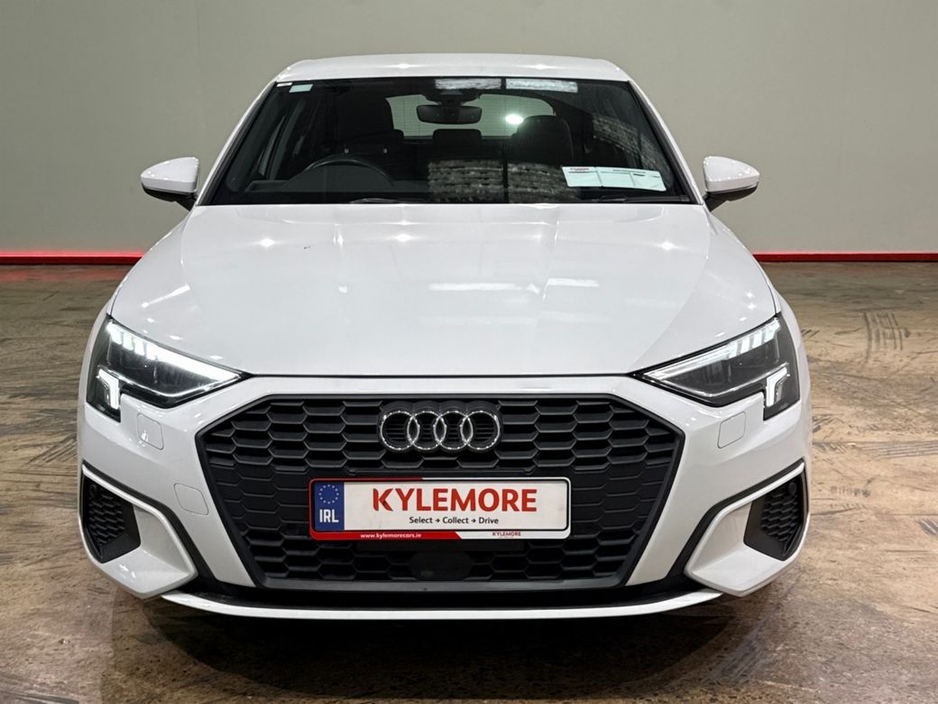 Audi A3 1.0 TFSI AUTOMATIC - FACTORY ALLOYS - CRUISE CONTROL - LED HEADLIGHTS - REAR CAMERA — thumbnail 8
