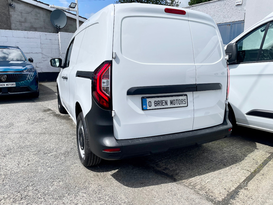 2023 Renault Kangoo 1.5L Diesel For Sale Images