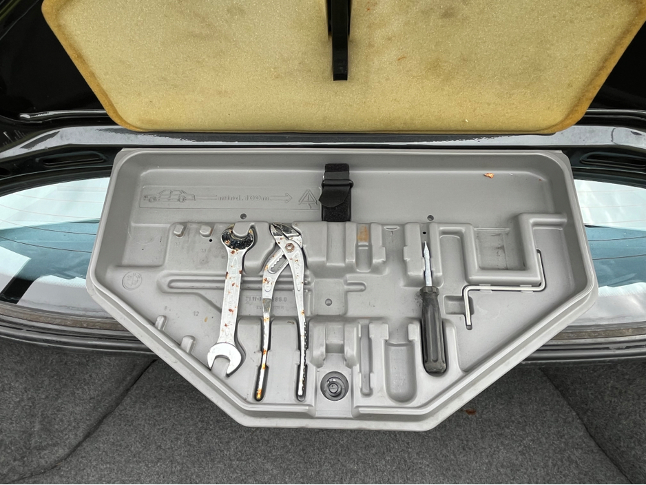 1987 BMW 7 Series 3L Petrol For Sale Images