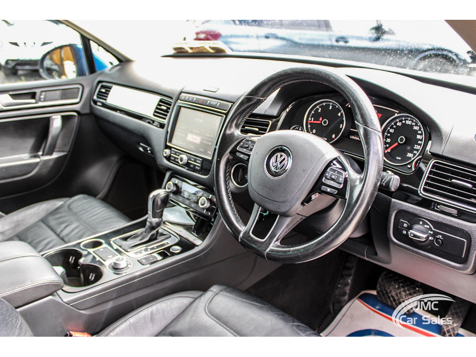 2016 Volkswagen Touareg 3L Diesel For Sale Images