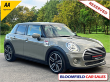 MINI Cooper HIGH SPEC , AUTO // LOW...