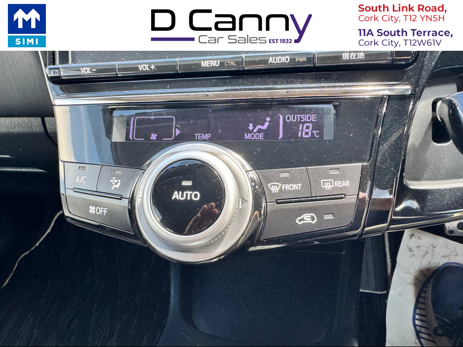 2018 Toyota Prius+ 1.8L Petrol Hybrid For Sale Images