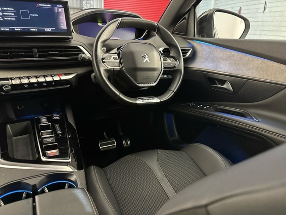 Peugeot 3008 GT 1.5 HDI 130 AUTO 6. — thumbnail 9