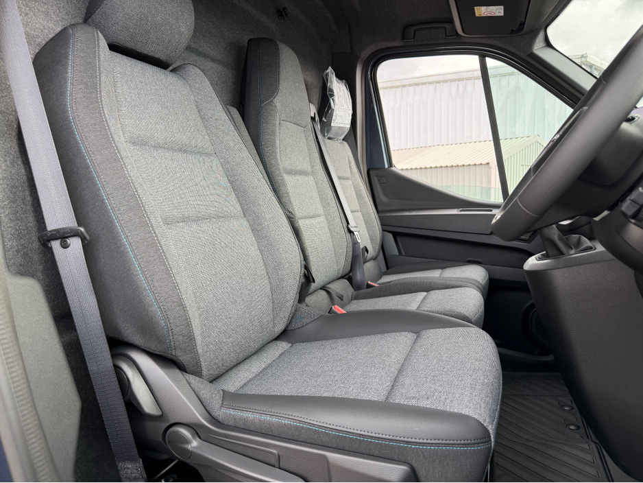 2027 Nissan Interstar 2L Diesel For Sale Images
